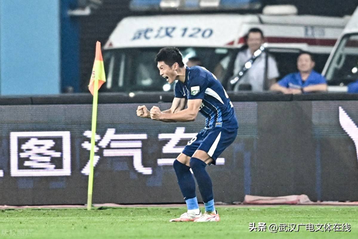 关于天津队主帅频繁轮换,球员表现不稳定的信息